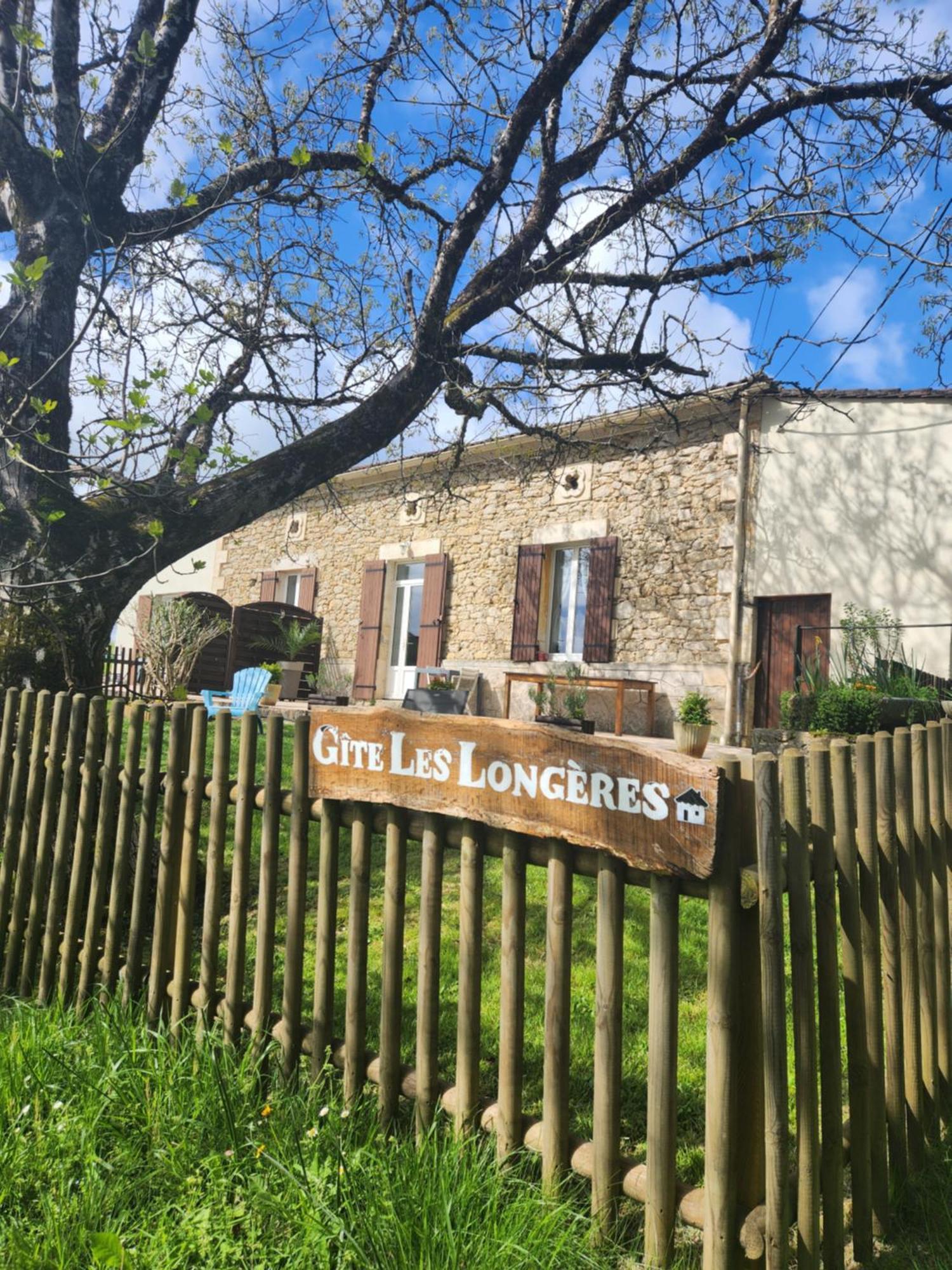 Gite Les Longeres Montazeau Экстерьер фото